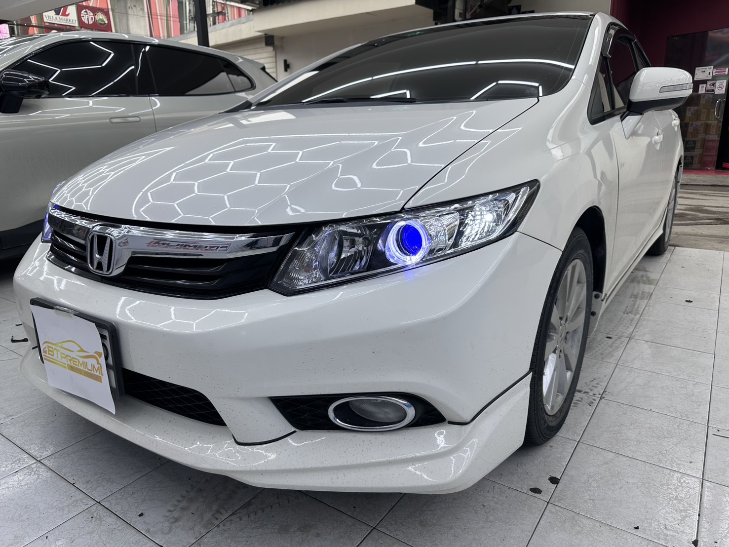 ไฟโปรเจคเตอร์รถยนต์ LED